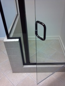 Door detail on Semi-Frameless Shower Door