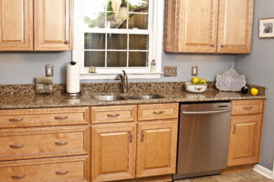 Maple kitchen cabinets, granite countertops