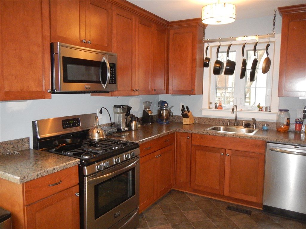 Finished Kitchen Remodel in Newport News, Virginia